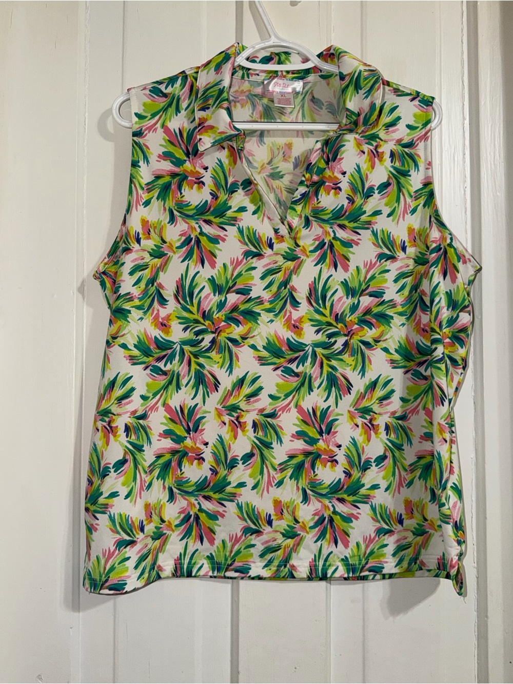 Women's size XL‎ Sleeveless Collared Floral Print Top tank top shirt